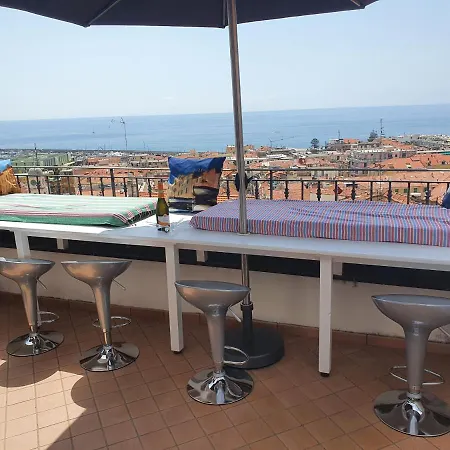 Terrassentraum Mit Meeresblick 아파트 산레모